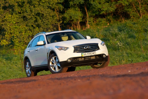 Тест-драйв Infiniti FX 3.0d – Дизель